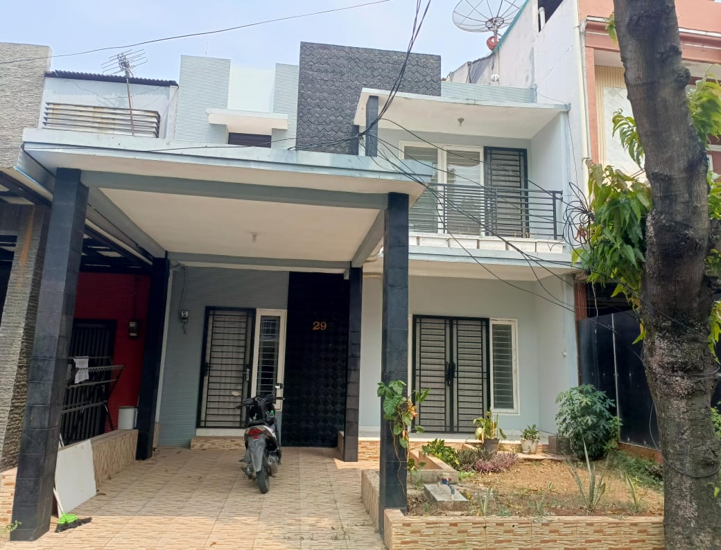 Rumah Disewakan di Cluster Meadow Green Lippo Cikarang